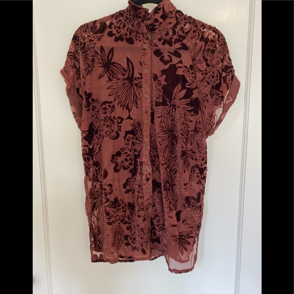 Gorgeous pink/wine colored sheer UO top